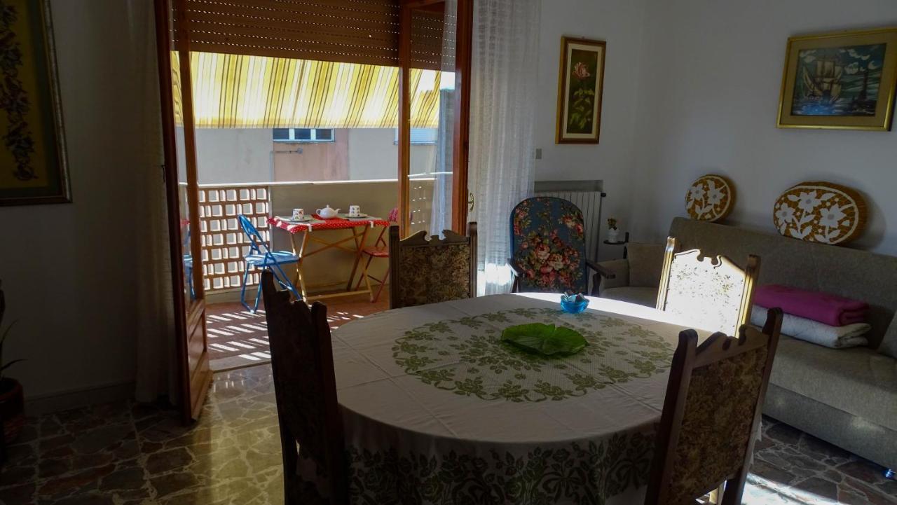 Casa Della Nonna Lägenhet Piombino Exteriör bild